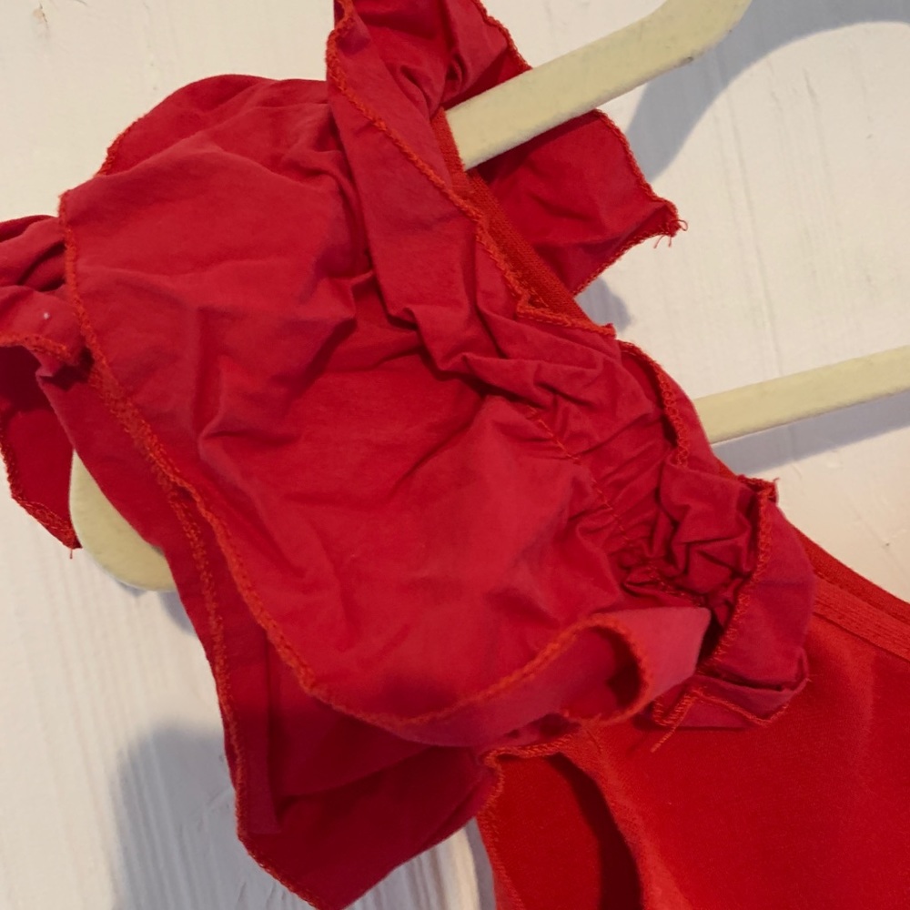 Red top - Picture 2 of 2
